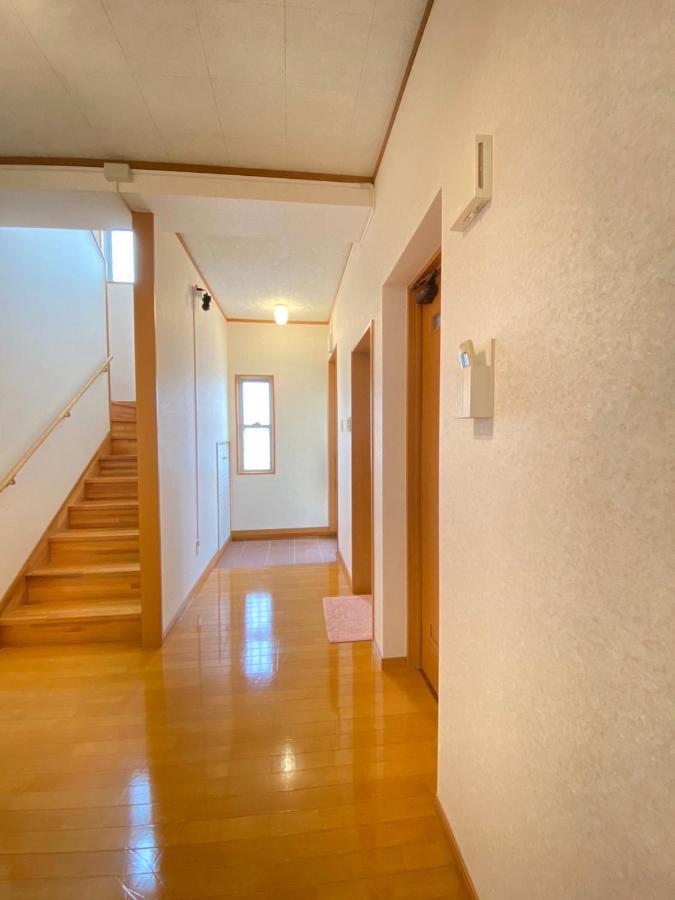 いえろーはうす Villa Okinawa Exterior photo